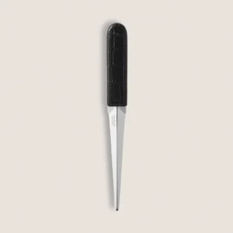 Abrecartas, cuero con relieve de cocodrilo, negro