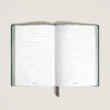 Cuaderno mediano en piel suave, páginas rayadas Cuaderno mediano en piel suave, páginas rayadas