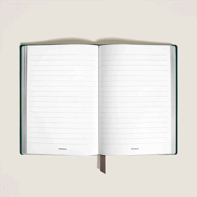 Cuaderno mediano en piel suave, páginas rayadas Cuaderno mediano en piel suave, páginas rayadas