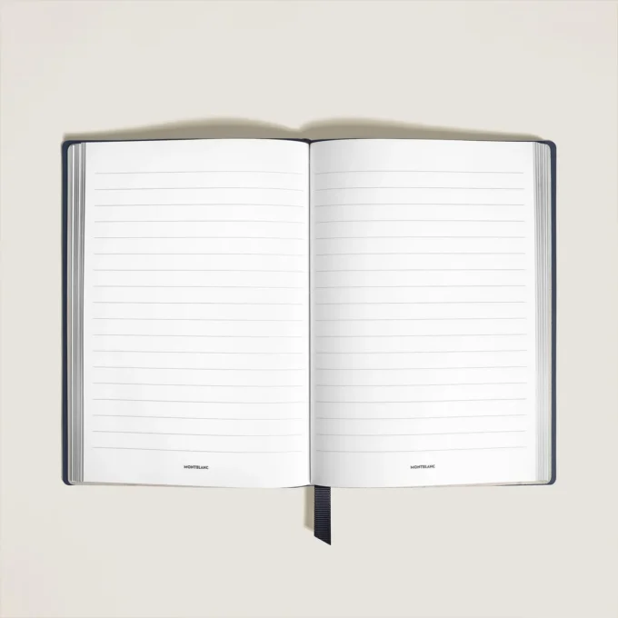 Cuaderno mediano, piel Saffiano, azul – Páginas rayadas Cuaderno mediano, piel Saffiano, azul – Páginas rayadas