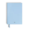Cuaderno mediano, piel Saffiano, azul pálido – Páginas rayadas Cuaderno mediano, piel Saffiano, azul pálido – Páginas rayadas
