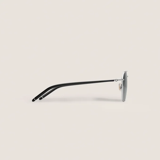 Gafas de sol cuadradas con montura metálica plateada Gafas de sol cuadradas con montura metálica plateada