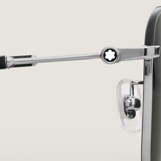 Gafas de sol cuadradas con montura metálica plateada Gafas de sol cuadradas con montura metálica plateada
