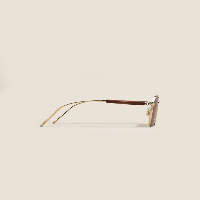 Gafas de sol rectangulares con montura metálica dorada Gafas de sol rectangulares con montura metálica dorada