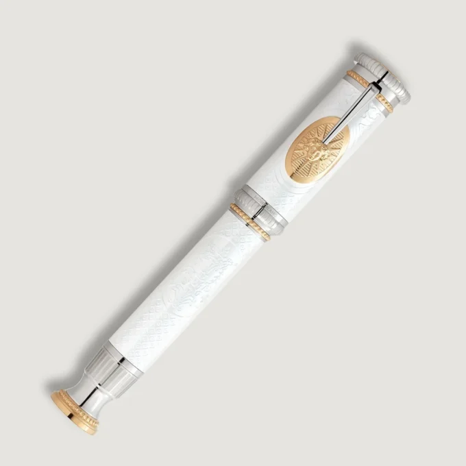 High Artistry A Journey through Château de Versailles Limited Edition 479 High Artistry A Journey through Château de Versailles Limited Edition 479