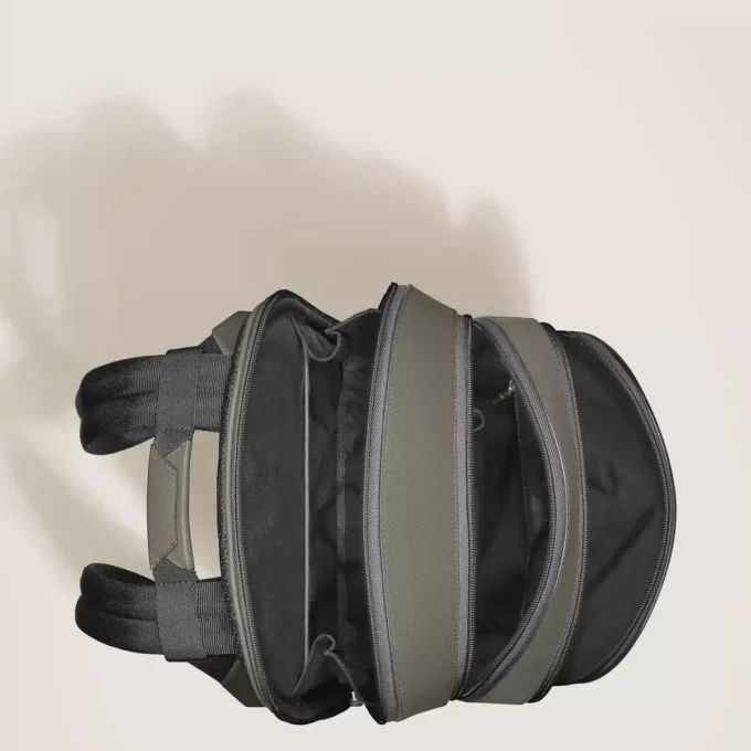 Mochila mediana Sartorial con 3 compartimentos Mochila mediana Sartorial con 3 compartimentos