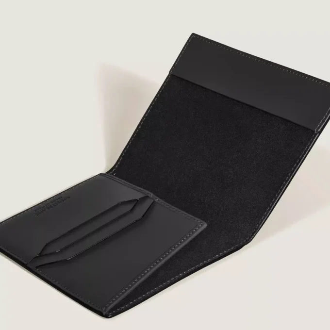 Portapasaportes en piel Extreme Portapasaportes en piel Extreme